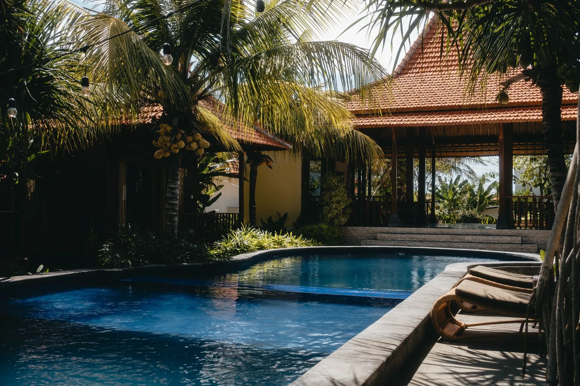 yoga retreat villa pool in Bali